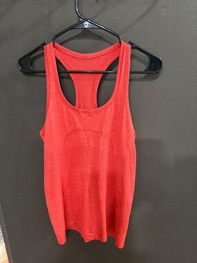 Lululemon tank size 8